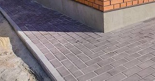 Укладка плитки на отмостку: Цена от 811 руб. в Донском от ТротуарнаяПлитка
