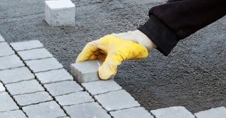 Укладка тротуарной плитки 50 на 50 в Донском в октябре