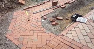 Укладка тротуарной плитки в Донском в октябре
