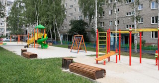 Благоустройство детской площадки во дворе от 1925 руб. в Донском